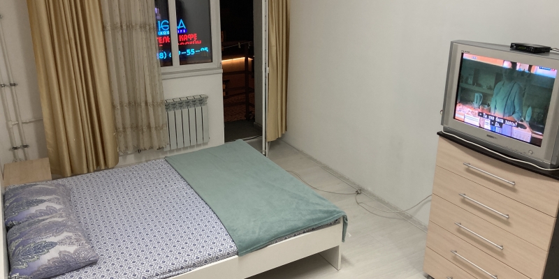 1 спальня + кухня, 4 эт. (235)(Эсто-Садок, Эстонская, 37)